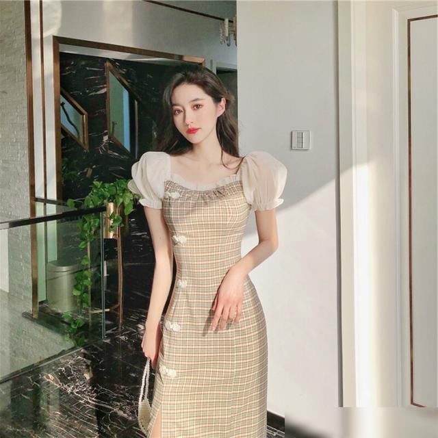 今年流行法式桔梗裙同事第一次穿桔梗裙惊艳时光恍如漫画女主